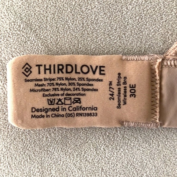 ThirdLove 24/7 Seamless Stripe wireless bra 30E - Picture 3 of 3